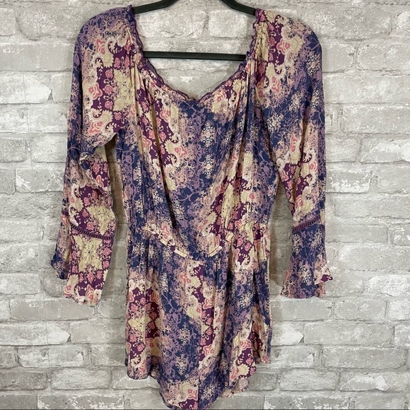 En Creme Paisley Print Romper - Picture 1 of 5